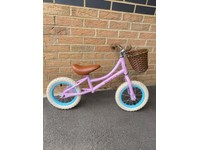chicco balance bike smyths